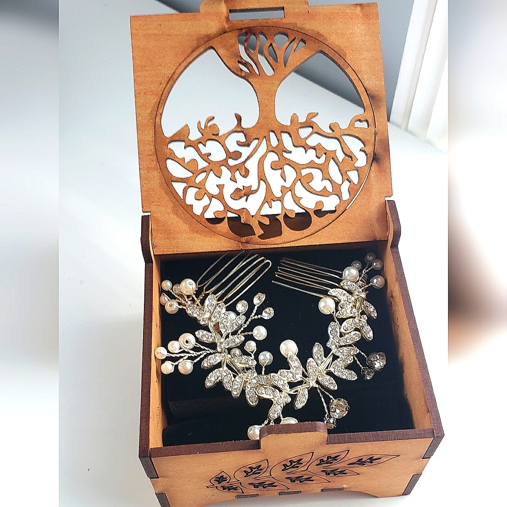 Wedding Bridal Hair Piece Silver Vine with Hand-carved Wooden Box